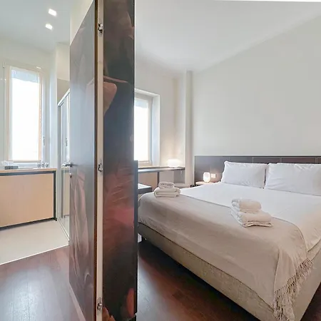 Fontana Suites - 15 Min Dal Duomo Milan Exterior photo